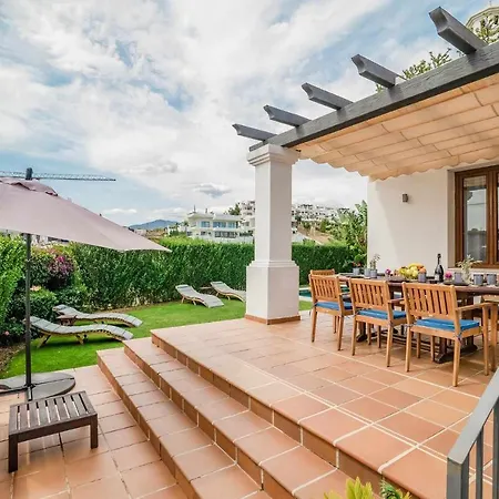 Villa Con Piscina Climatizada Y Vistas Al Golf *