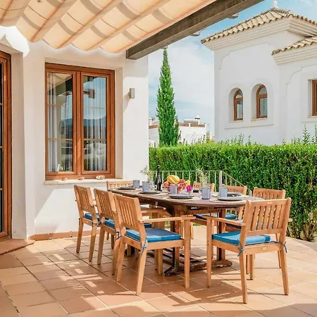 Villa Con Piscina Climatizada Y Vistas Al Golf *