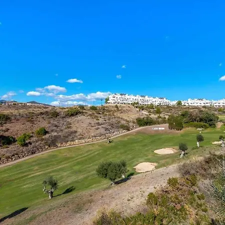 Villa Con Piscina Climatizada Y Vistas Al Golf * Estepona