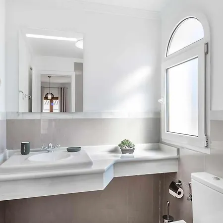 Villa Con Piscina Climatizada Y Vistas Al Golf Villa Estepona