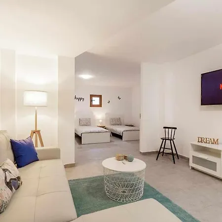 Villa Con Piscina Climatizada Y Vistas Al Golf