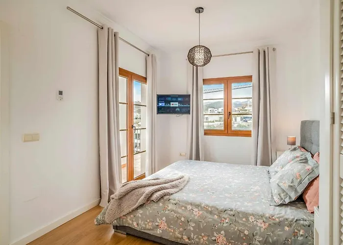 Villa Con Piscina Climatizada Y Vistas Al Golf * Estepona